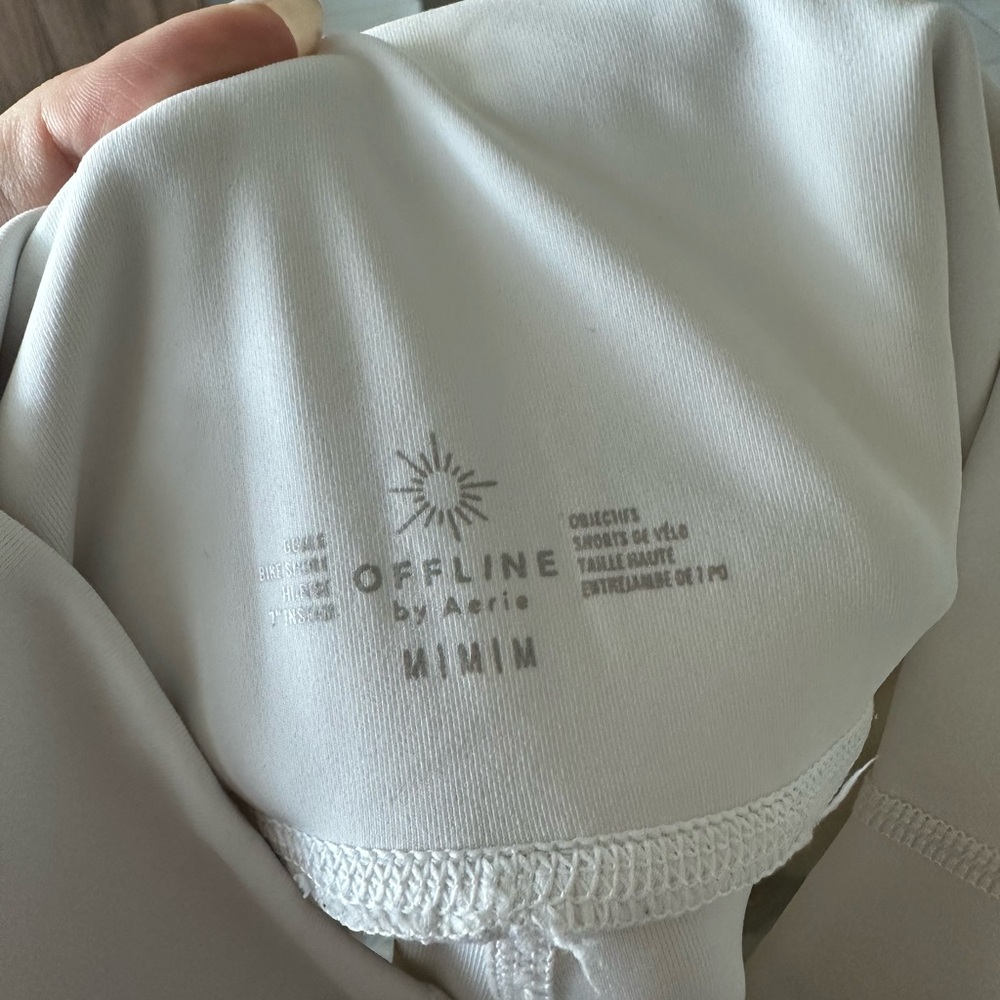 OFFLINE by Aerie White bike shorts